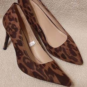 Leopard print 3 inch heel dress shoes size 9.5 A new day